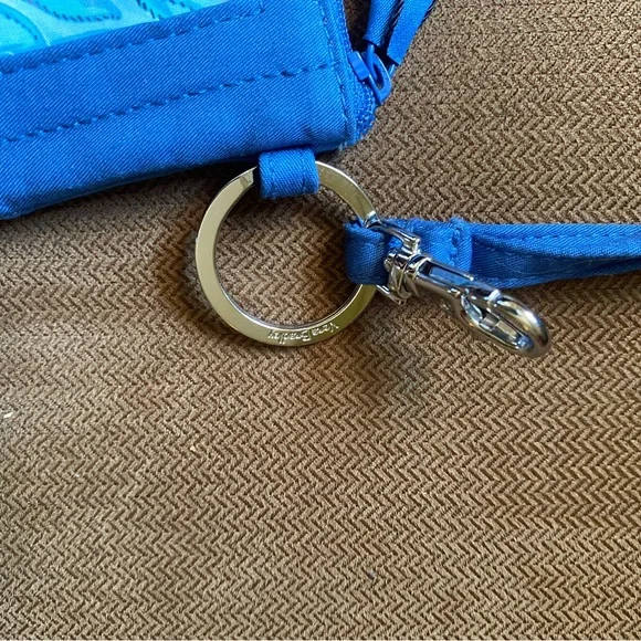 Vera Bradley blue ID holder lanyard NEW - Picture 3 of 5